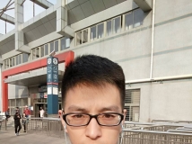 相濡以沫，彼此包容，希望我们还相信同志彼此信任，找出柜伴侣
