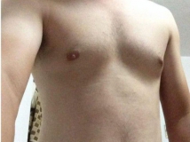 不错S寻壮熊或者肌肉男